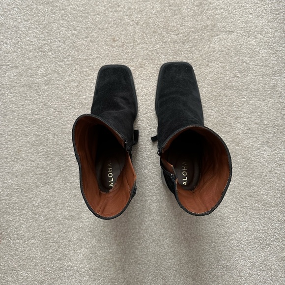 ALOHAS South Suede black ankle booties with block heel size 5 - Picture 4 of 13